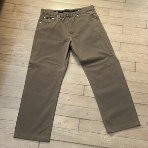 listing-status-banner